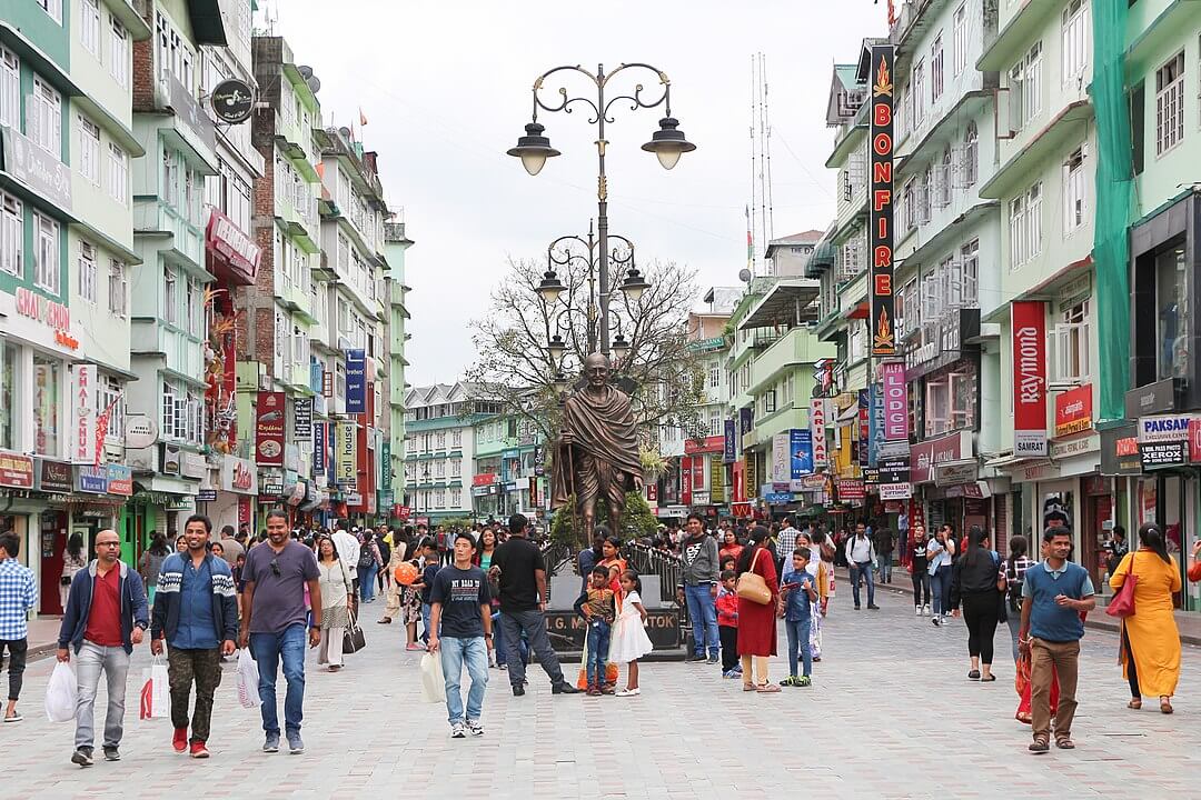 1080px-M.G._Marg,_Gangtok_01