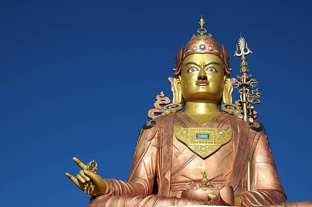 1083px-Guru_rimpoche_at_samdruptse