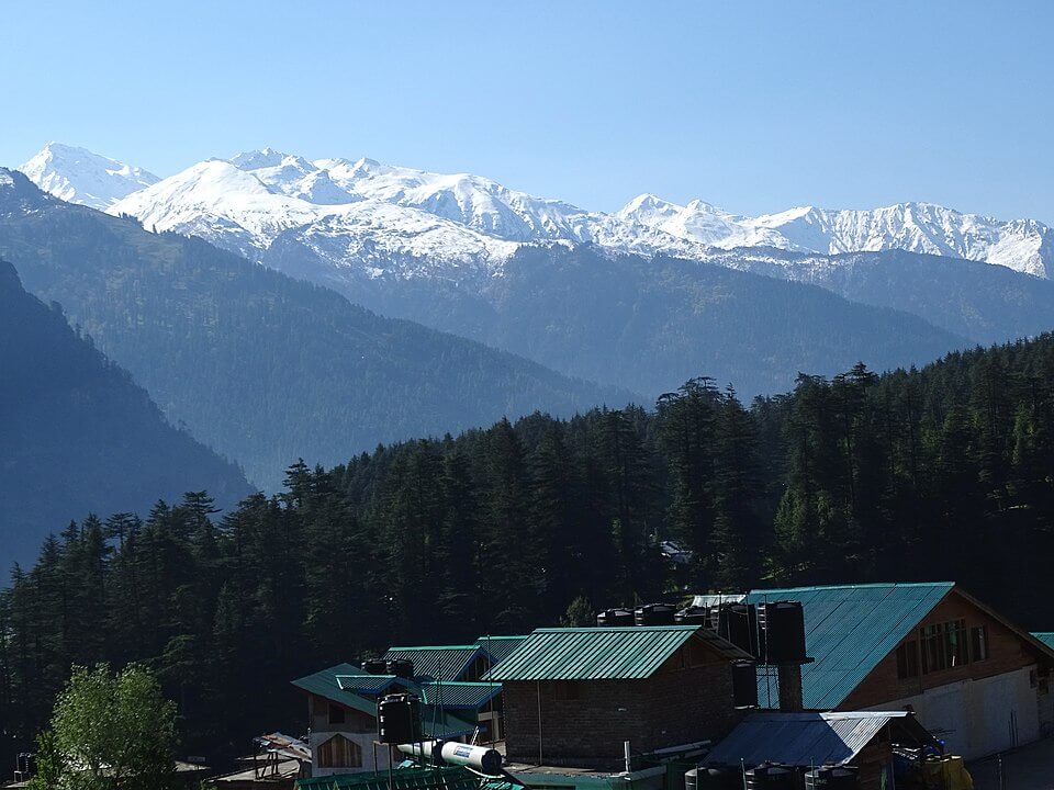 960px-1_Mountain_Vista_scenic_view_from_Drifter’s_Inn_Manali_Himachal_Pradesh_India_2016