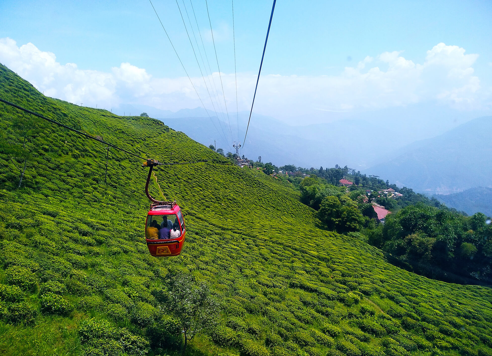 Ropeway,_Darjeeling,_Photo-2 (1)