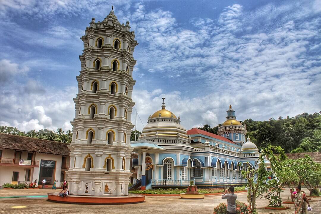 1080px-Mangueshi_Temple_Goa