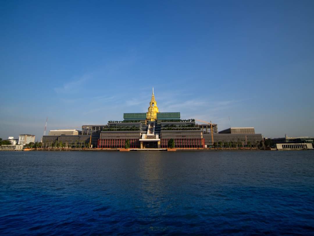 Thai_parliament